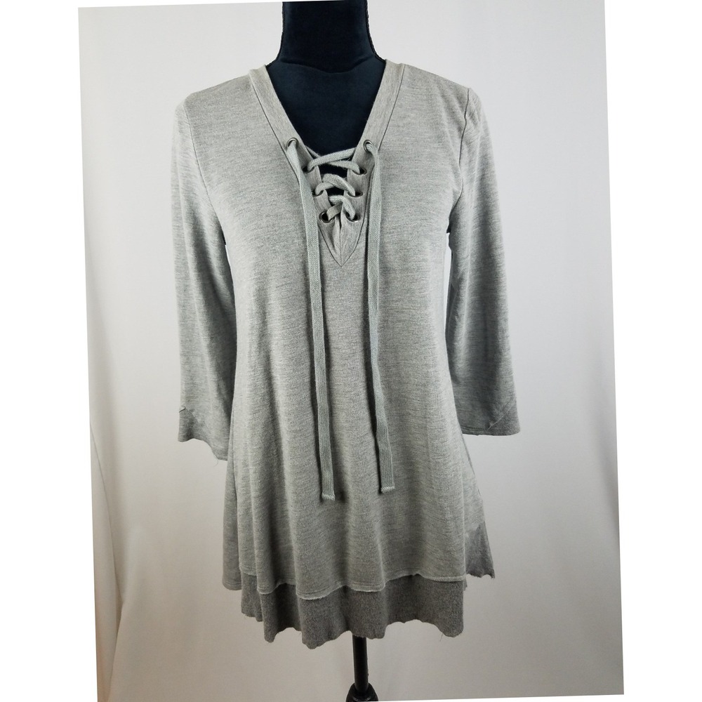 Neiman Marcus women S gray long sleeve shirt lace front minimalist gorpcore
